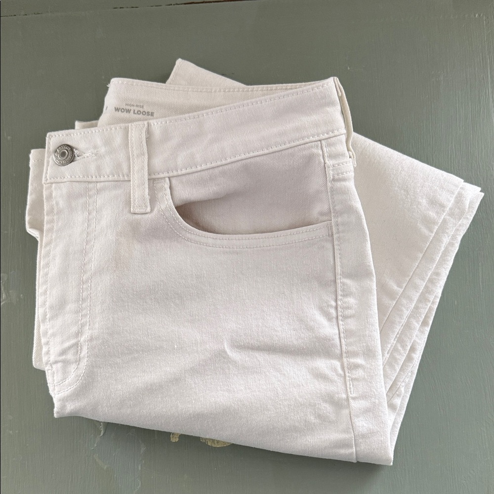 Old Navy Women's White WOW Loose Jeans